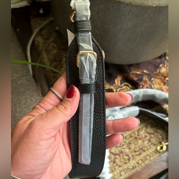 Authentic COACH Pebbled leather 1.75"W adjustable clasp bag belt - Picture 6 of 7